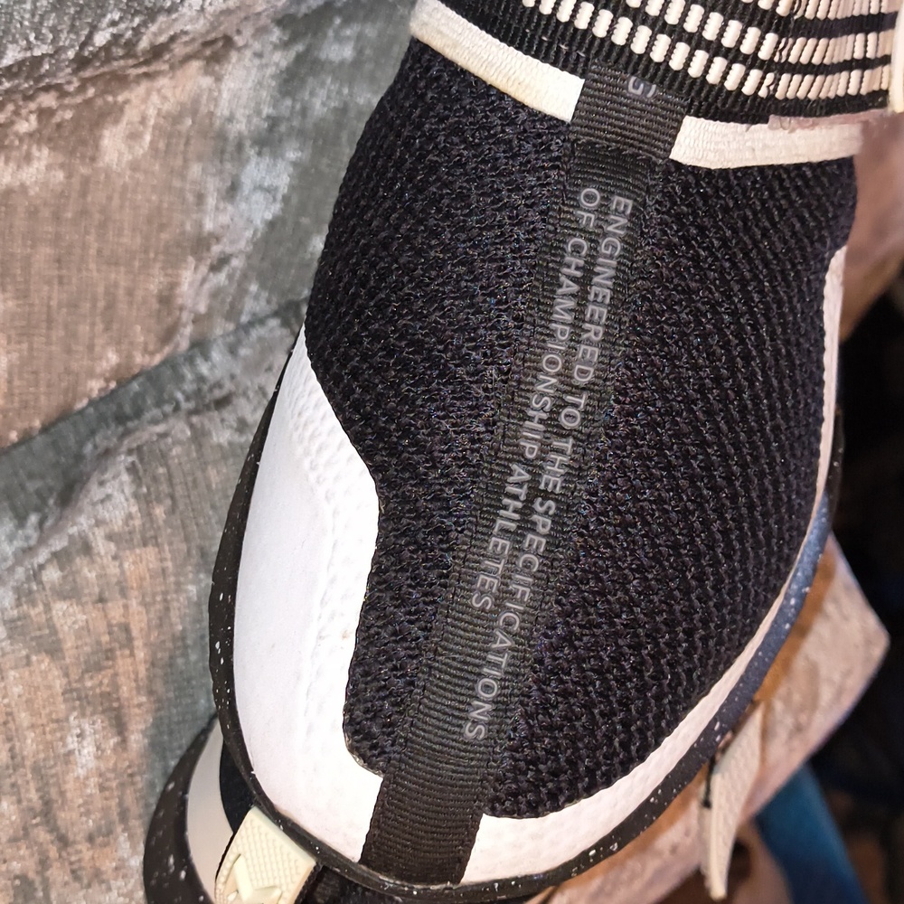Black And White Best Gym Shoes You'll See Tonight NIKE METCON - Picture 3 of 8